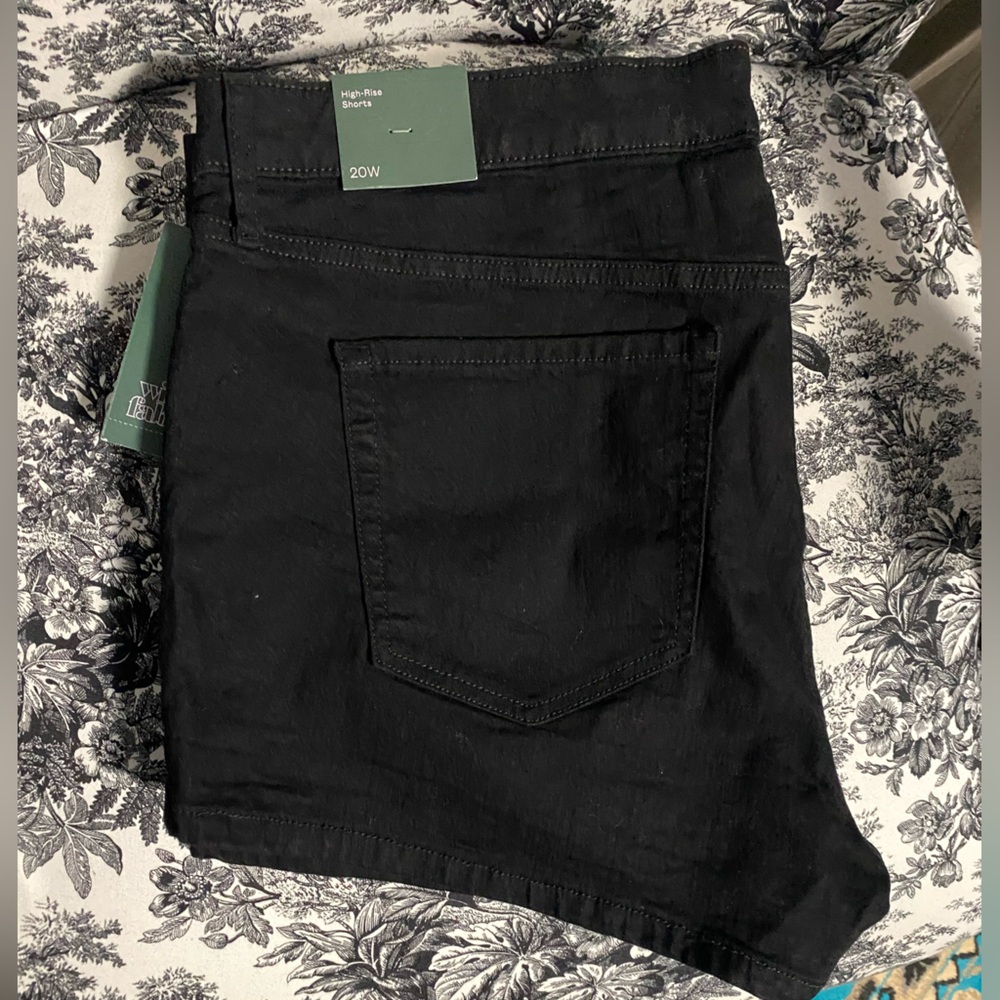 High waisted denim shorts